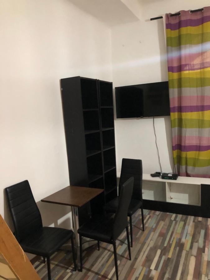 7Dab Apartment Bezeredj Contactless Self -Check-In Budapest Bagian luar foto